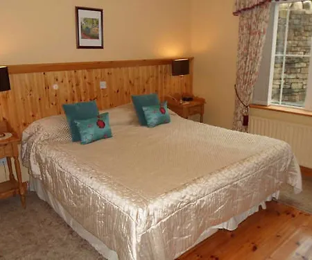 Πανσιόν Hillview House, Donegal Town Ντόνεγκαλ