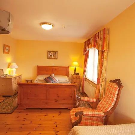 Πανσιόν Hillview House, Donegal Town Ντόνεγκαλ